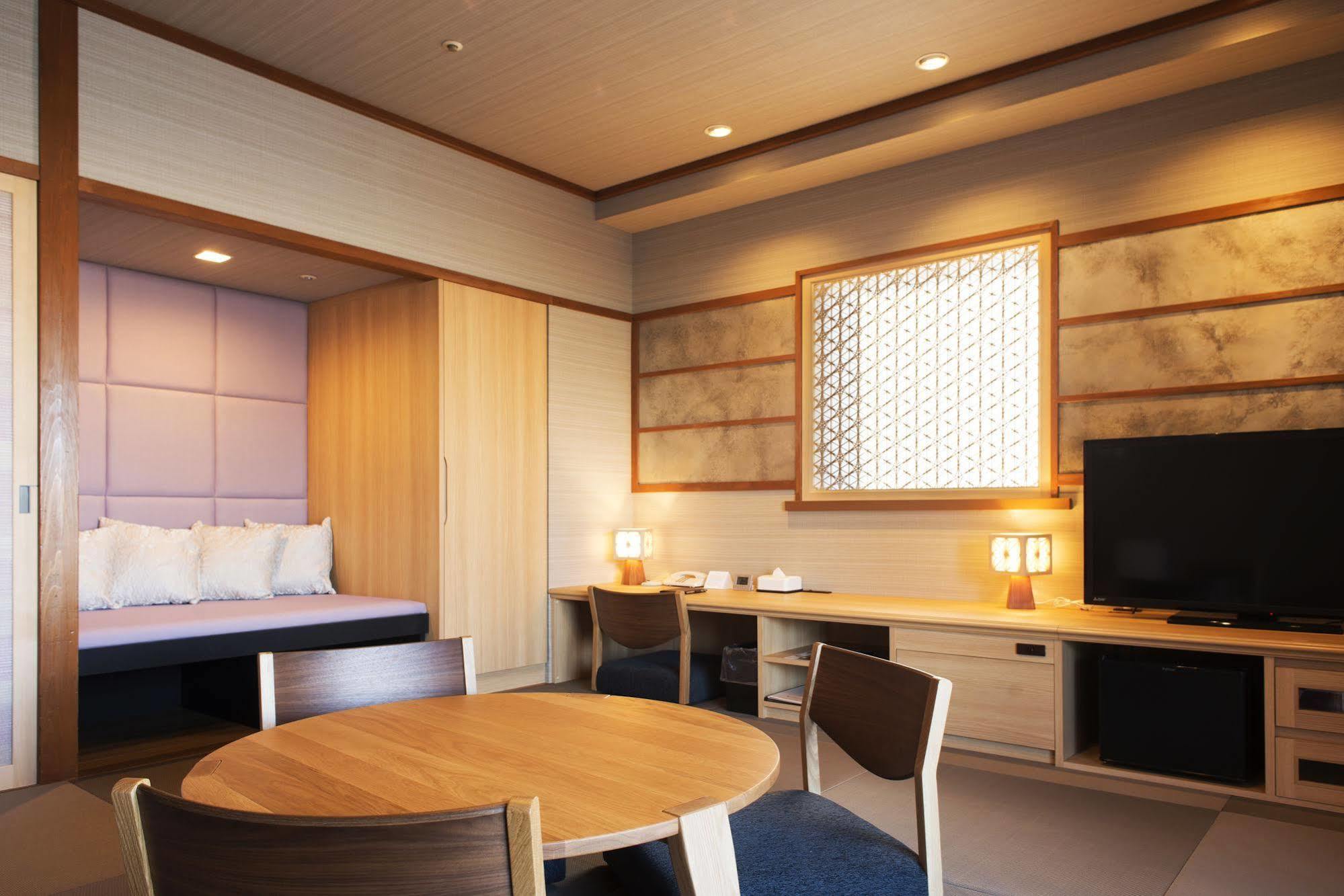 คูชิโระ เซ็นจูรีย์ แคสเทิล คุชิโระ